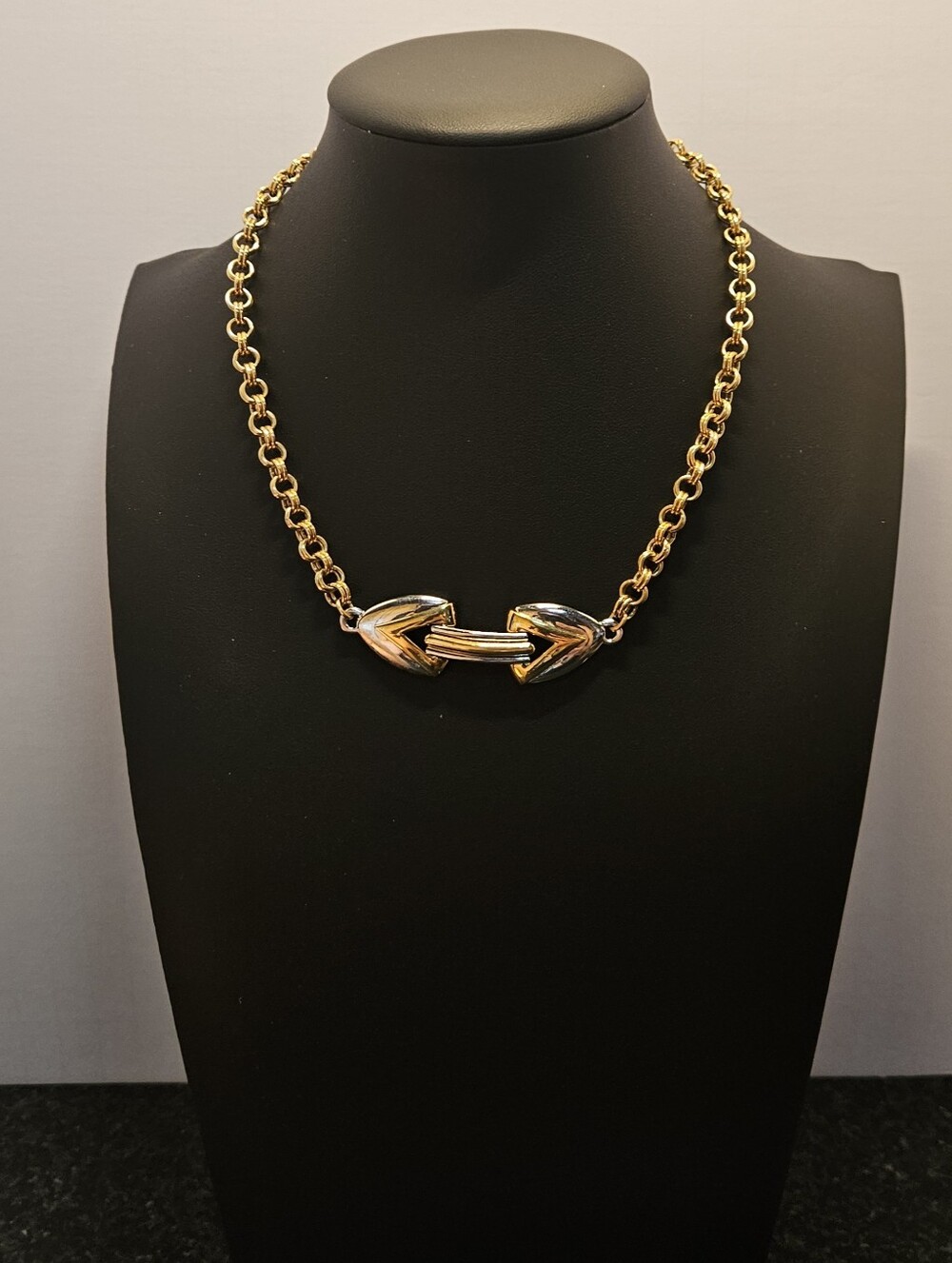 Vintage MONET Two Tone Gold Silver Geometric Center Focal Link Necklace - Picture 2 of 9